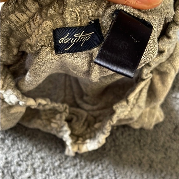 Daytrip Gray Relaxed Fit Shorts - Picture 3 of 3